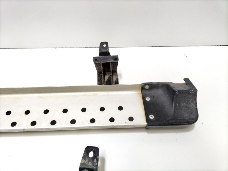 Recambio de estriberas laterales para suzuki grand vitara ii (jt, te, td) 1.9 ddis a las 4 ruedas (jt419, td44, jb419wd, jb419xd