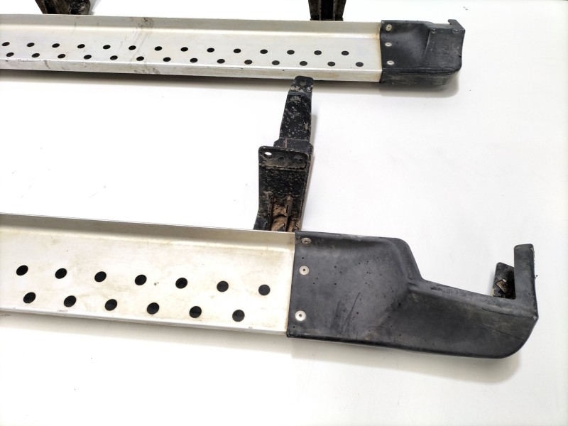 Recambio de estriberas laterales para suzuki grand vitara ii (jt, te, td) 1.9 ddis a las 4 ruedas (jt419, td44, jb419wd, jb419xd