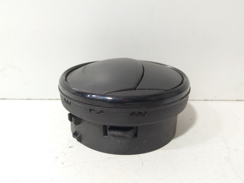 Recambio de rejilla aireadora para seat ibiza iv (6j5, 6p1) 1.4 referencia OEM IAM 6J0819110  