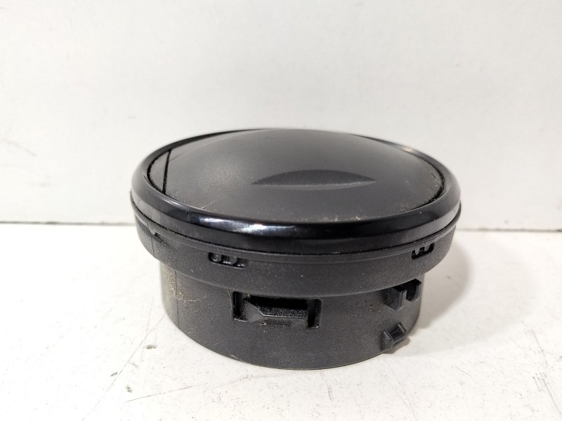 Recambio de rejilla aireadora para seat ibiza iv (6j5, 6p1) 1.4 referencia OEM IAM 6J0819110  