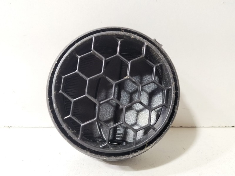 Recambio de rejilla aireadora para seat ibiza iv (6j5, 6p1) 1.4 referencia OEM IAM 6J0819110  