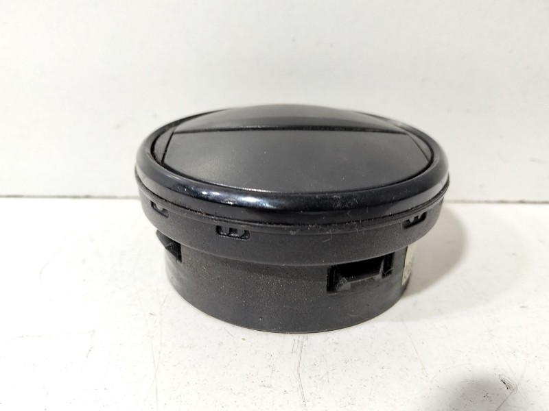 Recambio de rejilla aireadora para seat ibiza iv (6j5, 6p1) 1.4 referencia OEM IAM 6J0819110  