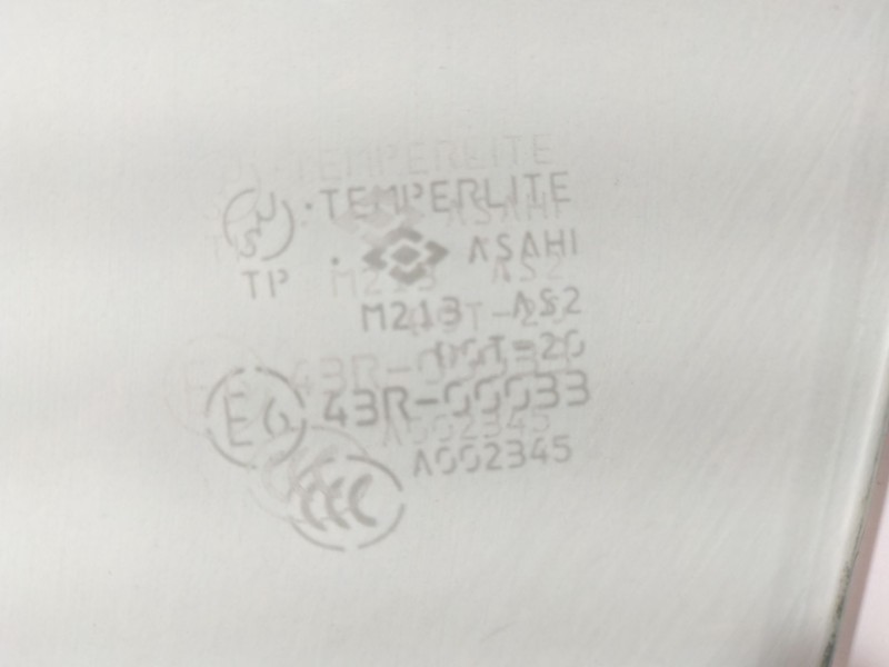 Recambio de luna delantera derecha para suzuki grand vitara ii (jt, te, td) 1.9 ddis a las 4 ruedas (jt419, td44, jb419wd, jb419