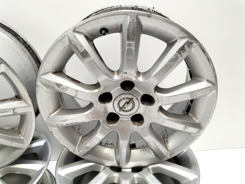 Recambio de juego llantas para opel astra h (a04) 1.7 cdti (l48) referencia OEM IAM 13204650  