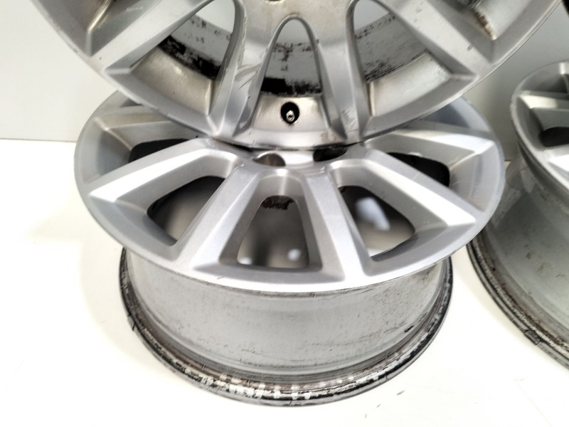 Recambio de juego llantas para opel astra h (a04) 1.7 cdti (l48) referencia OEM IAM 13204650  