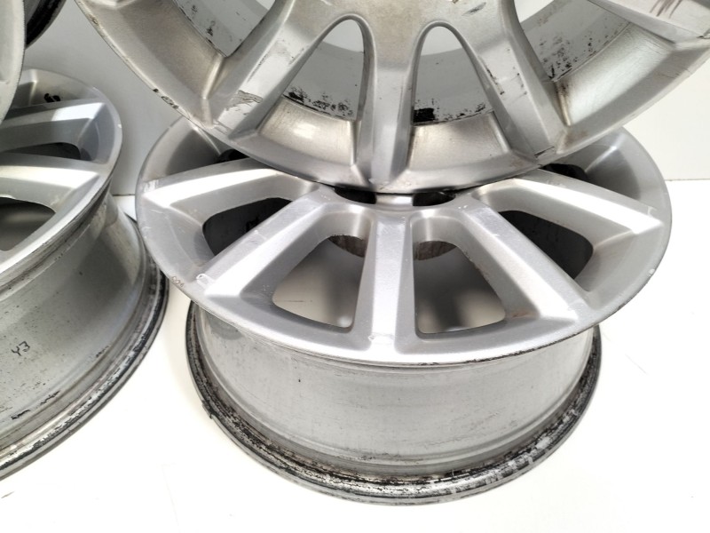 Recambio de juego llantas para opel astra h (a04) 1.7 cdti (l48) referencia OEM IAM 13204650  