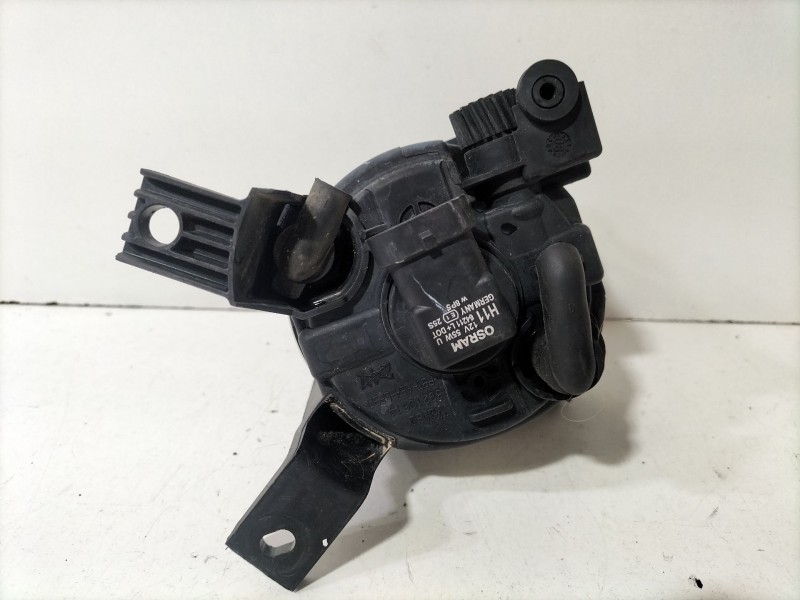 Recambio de faro antiniebla derecho para audi a3 sportback (8pa) 2.0 tdi 16v referencia OEM IAM 8E0941700C  