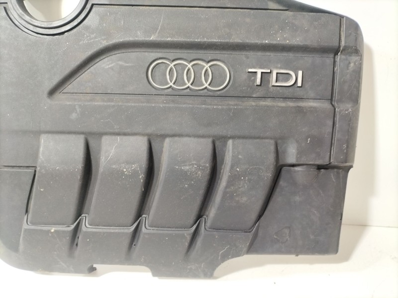 Recambio de tapa motor para audi a3 sportback (8pa) 2.0 tdi 16v referencia OEM IAM 03L103925AM  
