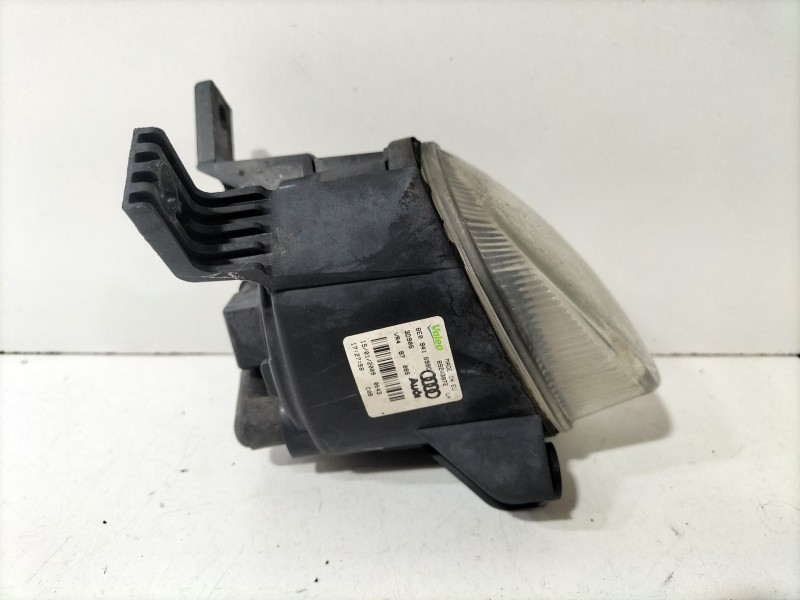 Recambio de faro antiniebla izquierdo para audi a3 sportback (8pa) 2.0 tdi 16v referencia OEM IAM 8E0941699C  