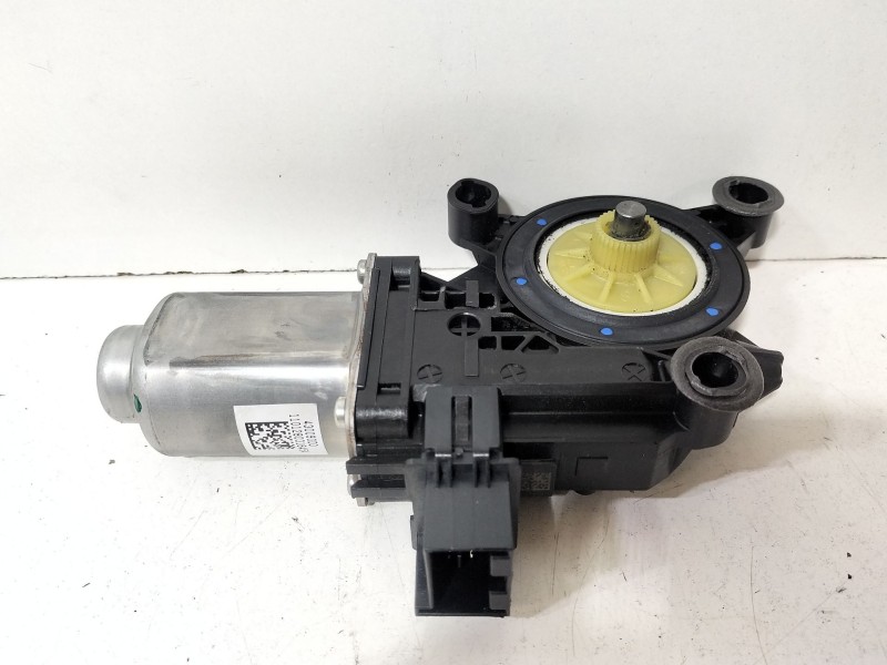Recambio de motor elevalunas delantero izquierdo para seat ibiza iv (6j5, 6p1) 1.4 referencia OEM IAM 6R0959801M  
