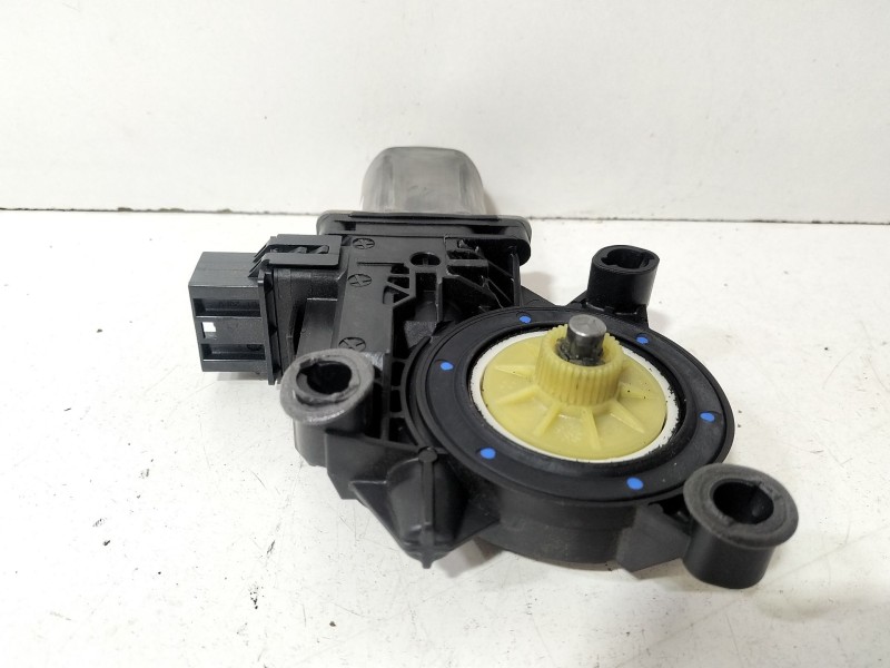 Recambio de motor elevalunas delantero izquierdo para seat ibiza iv (6j5, 6p1) 1.4 referencia OEM IAM 6R0959801M  