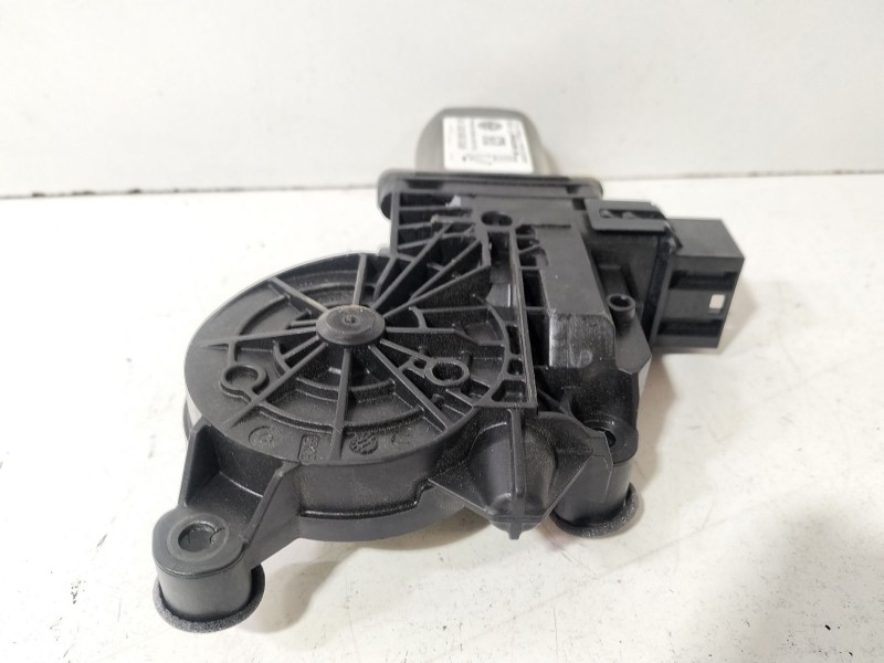 Recambio de motor elevalunas delantero izquierdo para seat ibiza iv (6j5, 6p1) 1.4 referencia OEM IAM 6R0959801M  