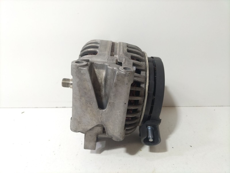 Recambio de alternador para mercedes-benz clase c (w203) berlina 220 cdi (la) (203.008) referencia OEM IAM A0141540702 012462504