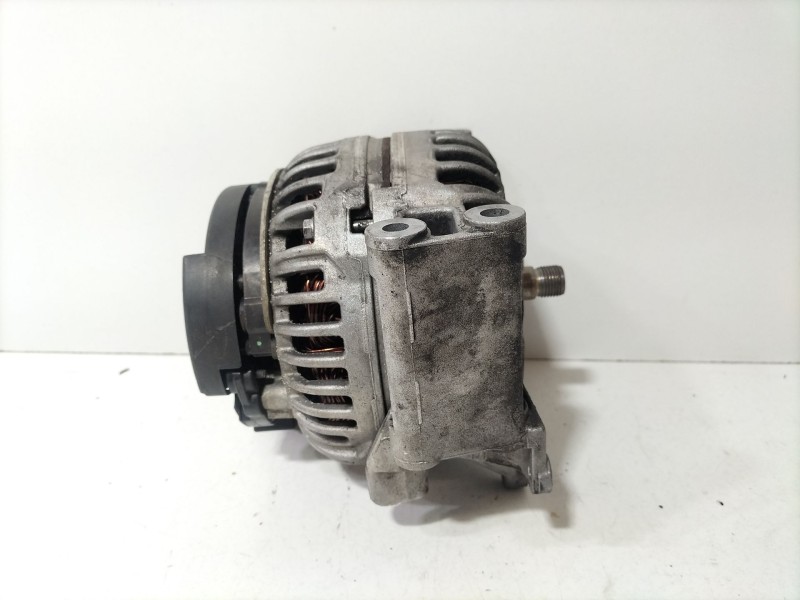 Recambio de alternador para mercedes-benz clase c (w203) berlina 220 cdi (la) (203.008) referencia OEM IAM A0141540702 012462504