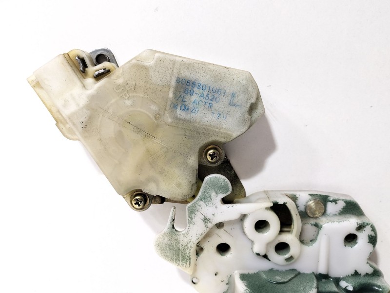 Recambio de cerradura maletero / porton para nissan terrano ii (r20) 2.7 tdi 4wd referencia OEM IAM 8055301U61  
