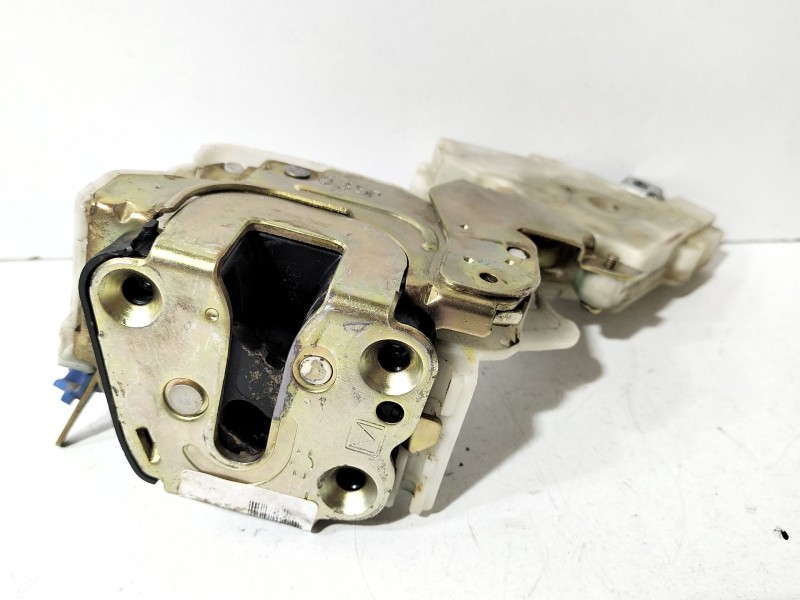 Recambio de cerradura maletero / porton para nissan terrano ii (r20) 2.7 tdi 4wd referencia OEM IAM 8055301U61  