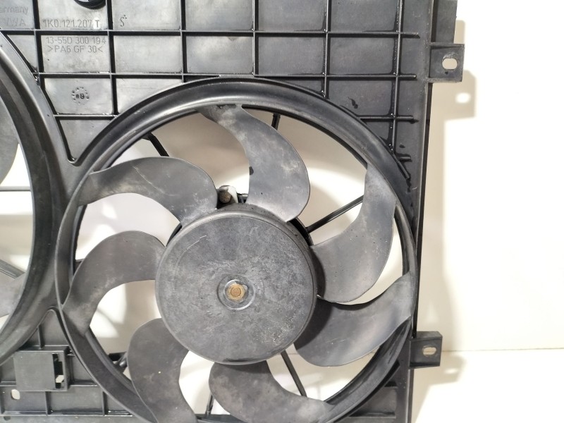 Recambio de electroventilador para seat leon (1p1) 2.0 tdi referencia OEM IAM 1K0121207T  