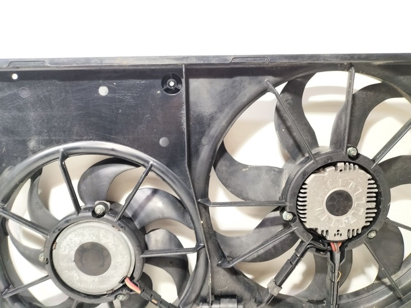 Recambio de electroventilador para seat leon (1p1) 2.0 tdi referencia OEM IAM 1K0121207T  
