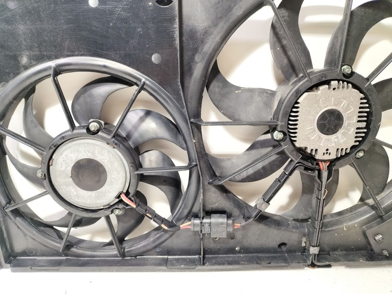 Recambio de electroventilador para seat leon (1p1) 2.0 tdi referencia OEM IAM 1K0121207T  