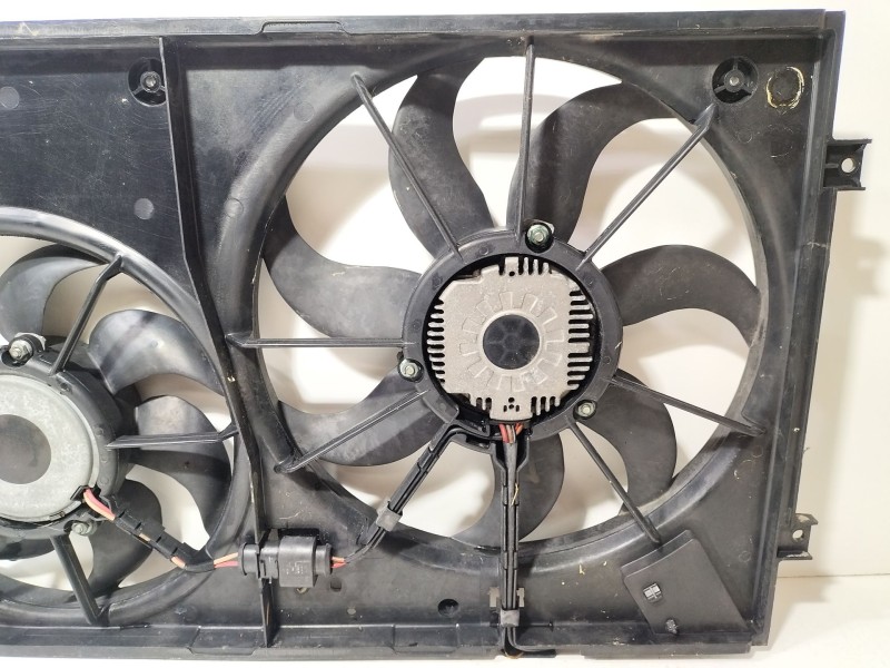 Recambio de electroventilador para seat leon (1p1) 2.0 tdi referencia OEM IAM 1K0121207T  