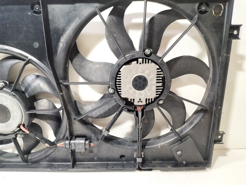 Recambio de electroventilador para seat leon (1p1) 2.0 tdi referencia OEM IAM 1K0121207T  