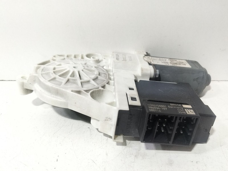 Recambio de motor elevalunas delantero derecho para seat ibiza iii (6l1) 1.4 tdi referencia OEM IAM 6L2959801  