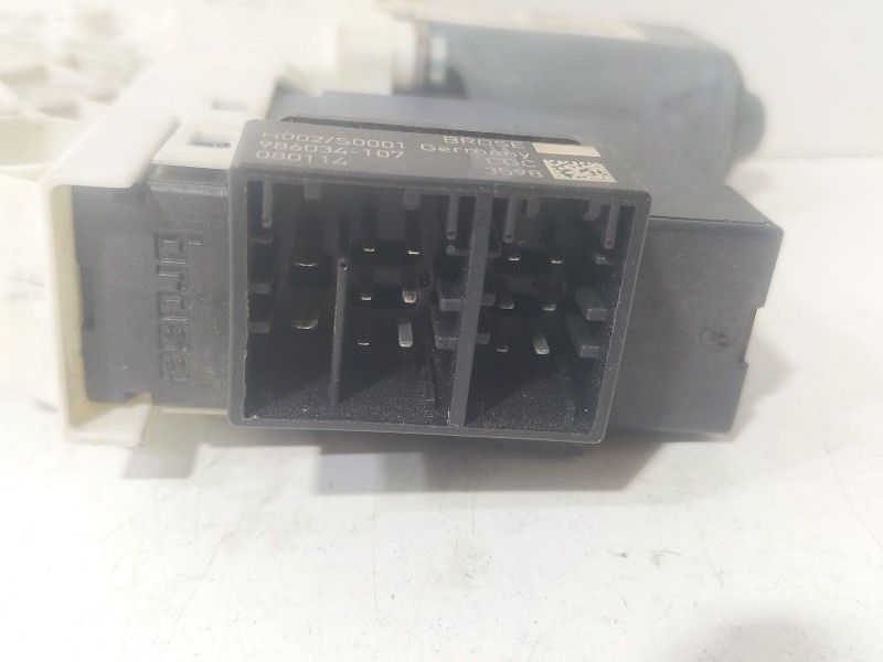 Recambio de motor elevalunas delantero derecho para seat ibiza iii (6l1) 1.4 tdi referencia OEM IAM 6L2959801  