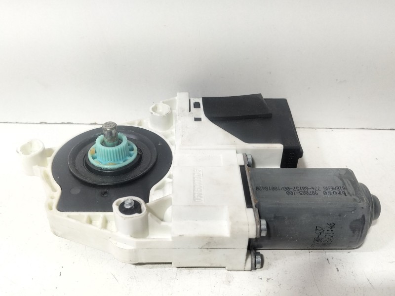 Recambio de motor elevalunas delantero derecho para seat ibiza iii (6l1) 1.4 tdi referencia OEM IAM 6L2959801  