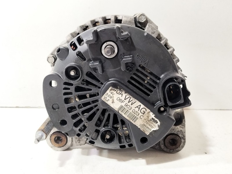 Recambio de alternador para audi a3 sportback (8pa) 2.0 tdi 16v referencia OEM IAM 06F903023C  