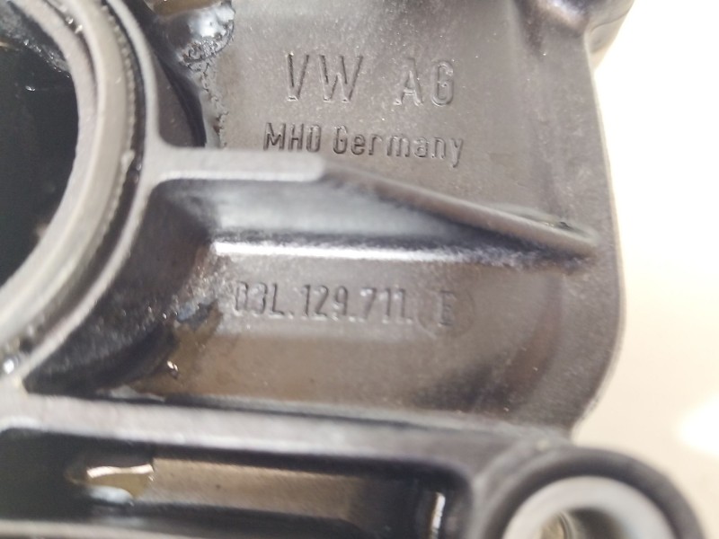 Recambio de colector admision para audi a3 sportback (8pa) 2.0 tdi 16v referencia OEM IAM 03L129711E  