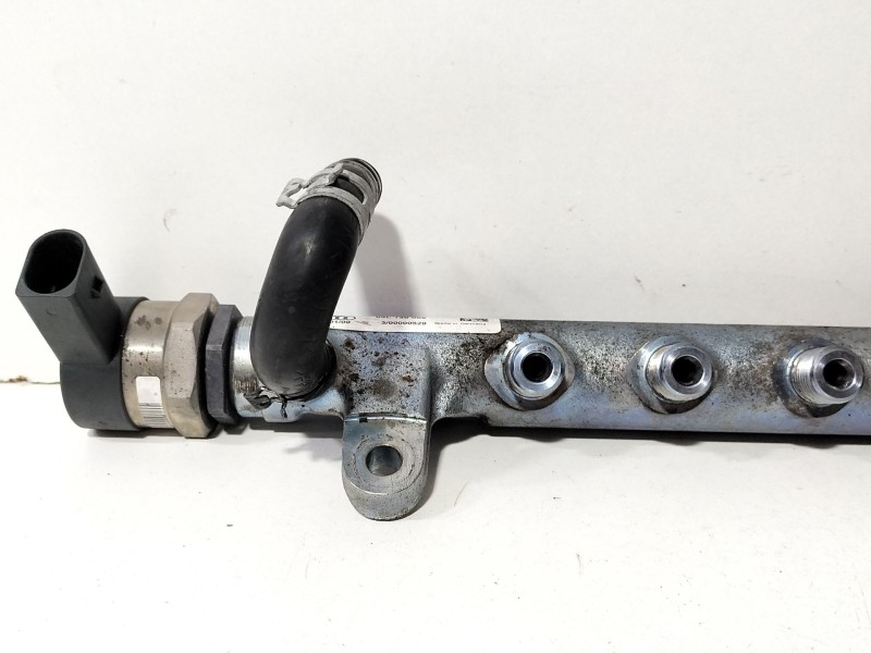 Recambio de rampa inyectora para audi a3 sportback (8pa) 2.0 tdi 16v referencia OEM IAM 03L130089P  