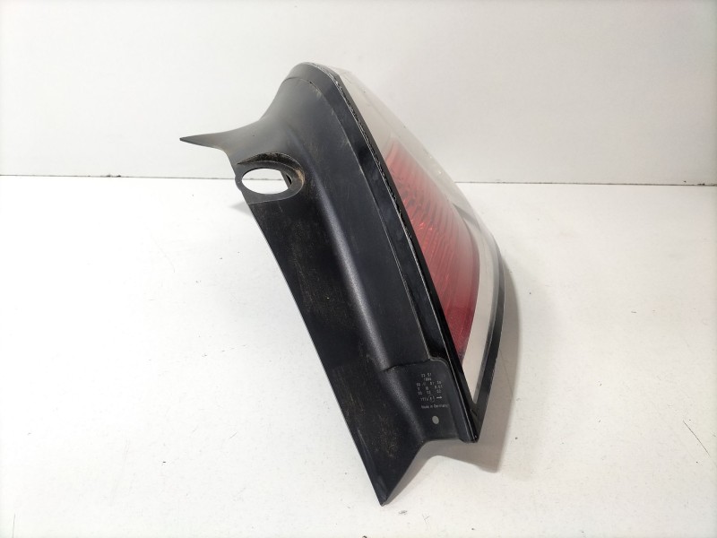 Recambio de piloto trasero derecho para opel astra h (a04) 1.7 cdti (l48) referencia OEM IAM 93190305  