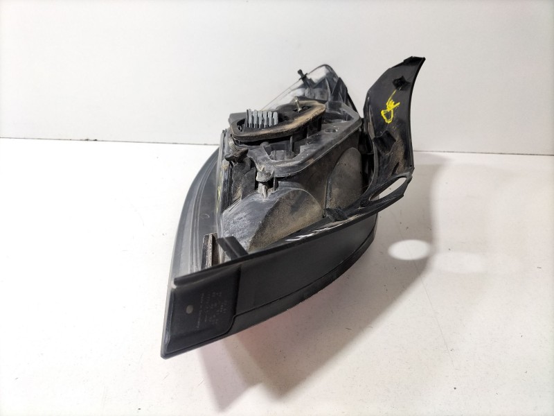 Recambio de piloto trasero derecho para opel astra h (a04) 1.7 cdti (l48) referencia OEM IAM 93190305  