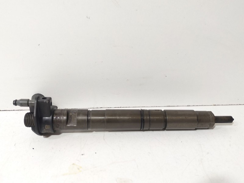 Recambio de inyector para audi a3 sportback (8pa) 2.0 tdi 16v referencia OEM IAM 03L130277  