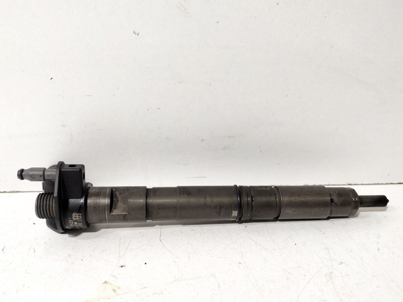 Recambio de inyector para audi a3 sportback (8pa) 2.0 tdi 16v referencia OEM IAM 03L130277  