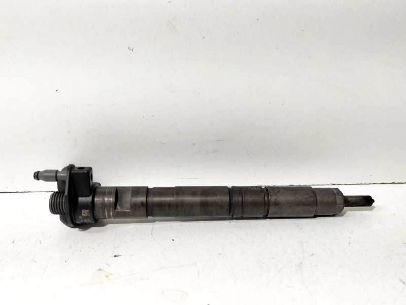 Recambio de inyector para audi a3 sportback (8pa) 2.0 tdi 16v referencia OEM IAM 03L130277  
