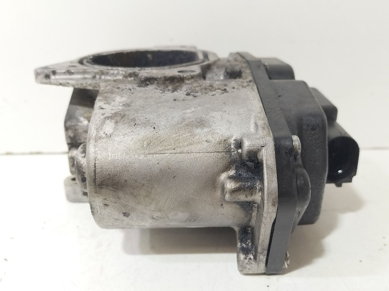 Recambio de valvula egr para audi a3 sportback (8pa) 2.0 tdi 16v referencia OEM IAM 03L131501  