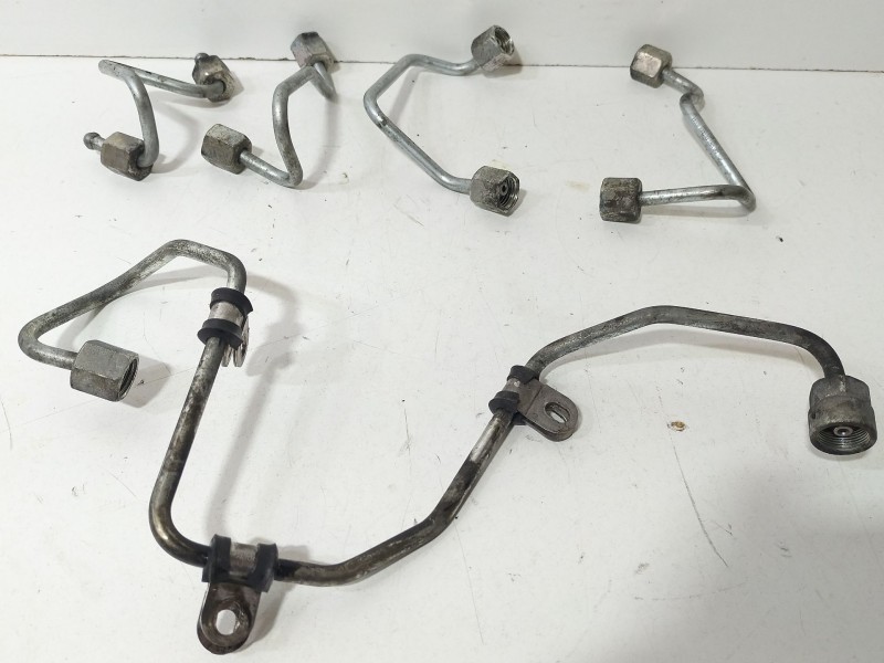 Recambio de tubo inyeccion para audi a3 sportback (8pa) 2.0 tdi 16v referencia OEM IAM Audi A3 8P Sportback  