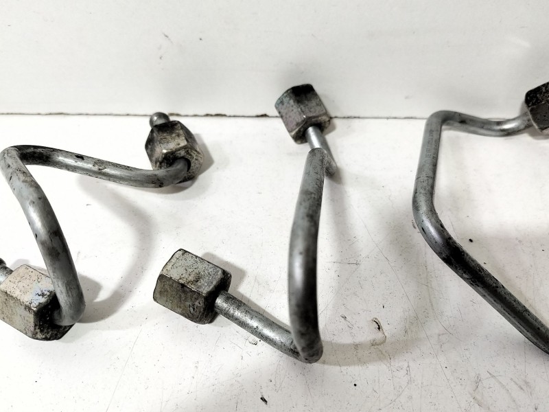 Recambio de tubo inyeccion para audi a3 sportback (8pa) 2.0 tdi 16v referencia OEM IAM Audi A3 8P Sportback  