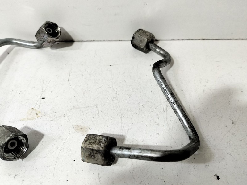 Recambio de tubo inyeccion para audi a3 sportback (8pa) 2.0 tdi 16v referencia OEM IAM Audi A3 8P Sportback  