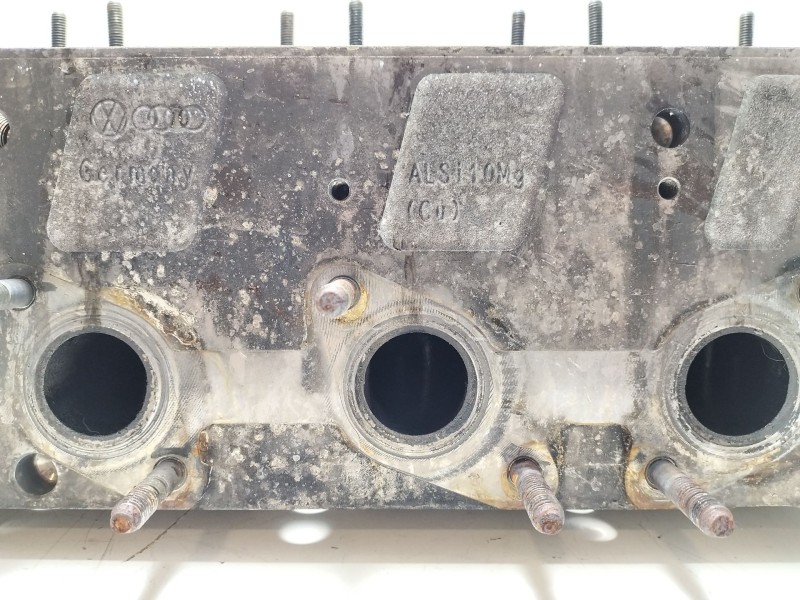 Recambio de culata para audi a3 sportback (8pa) 2.0 tdi 16v referencia OEM IAM 03L103265D  
