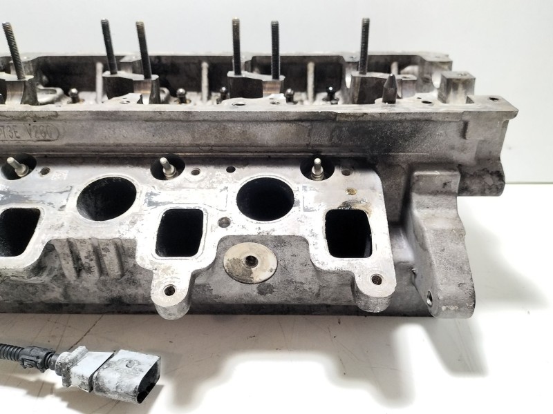 Recambio de culata para audi a3 sportback (8pa) 2.0 tdi 16v referencia OEM IAM 03L103265D  