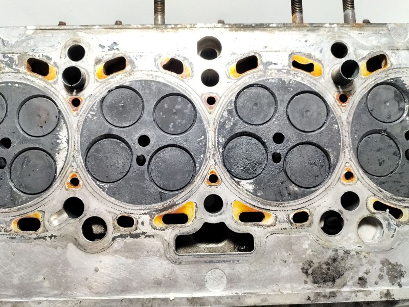 Recambio de culata para audi a3 sportback (8pa) 2.0 tdi 16v referencia OEM IAM 03L103265D  