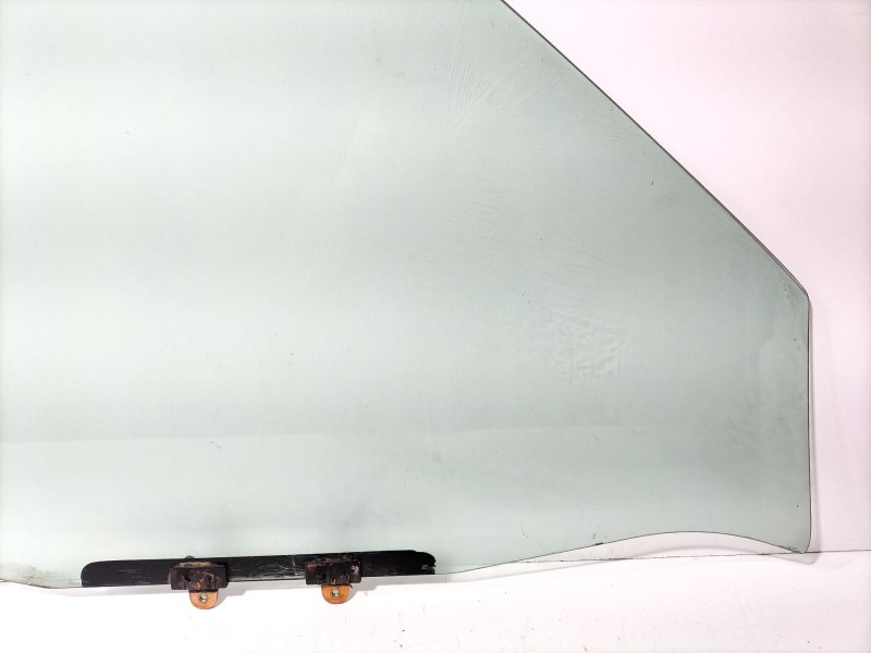 Recambio de luna delantera izquierda para nissan terrano ii (r20) 2.7 tdi 4wd referencia OEM IAM Nissan Terrano II  