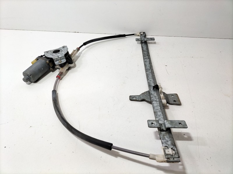Recambio de elevalunas delantero derecho para nissan terrano ii (r20) 2.7 tdi 4wd referencia OEM IAM 0130821721  