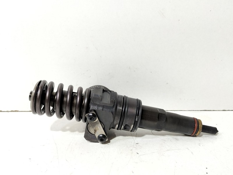 Recambio de inyector para seat ibiza iii (6l1) 1.4 tdi referencia OEM IAM 038130080  