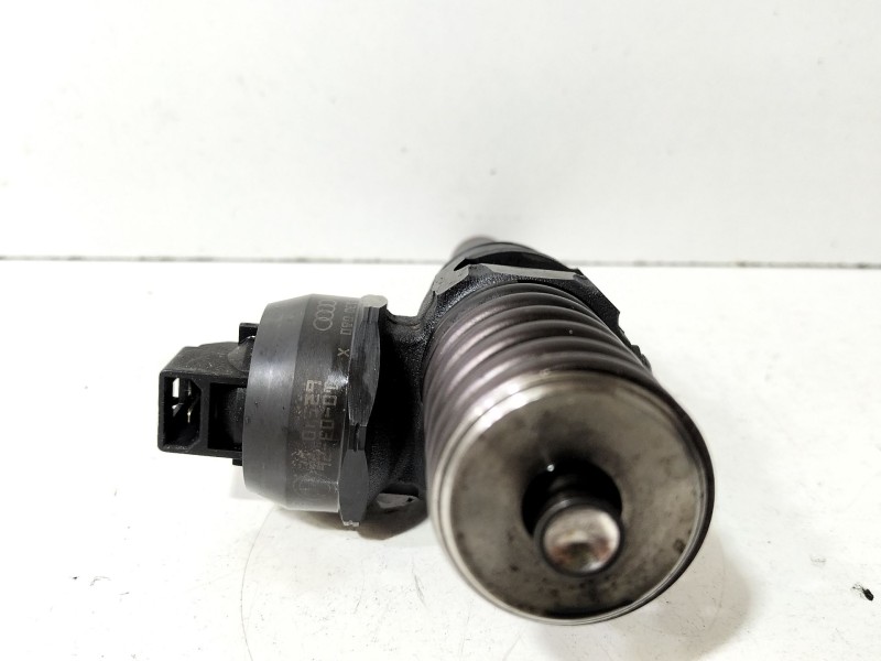 Recambio de inyector para seat ibiza iii (6l1) 1.4 tdi referencia OEM IAM 038130080  