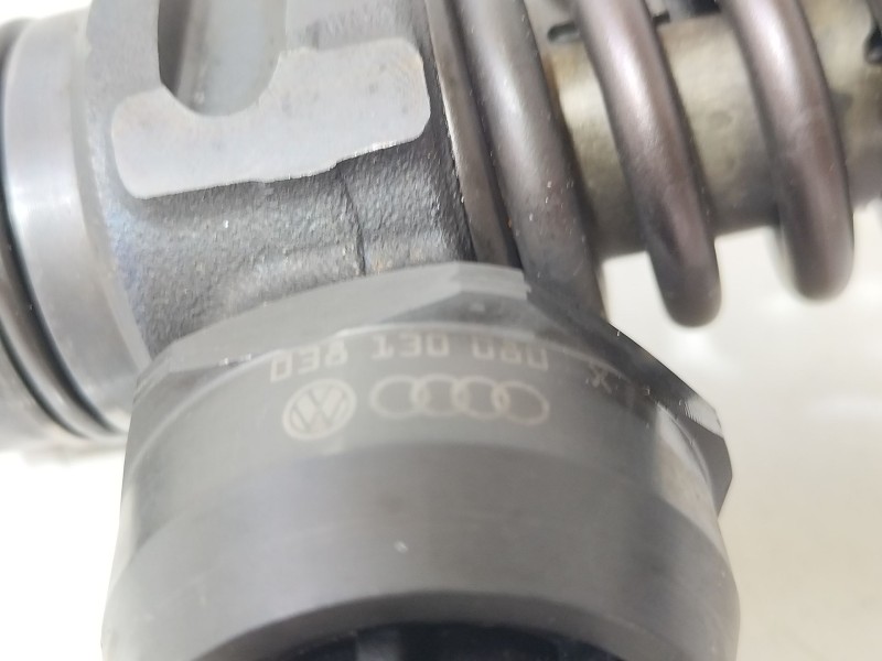 Recambio de inyector para seat ibiza iii (6l1) 1.4 tdi referencia OEM IAM 038130080  