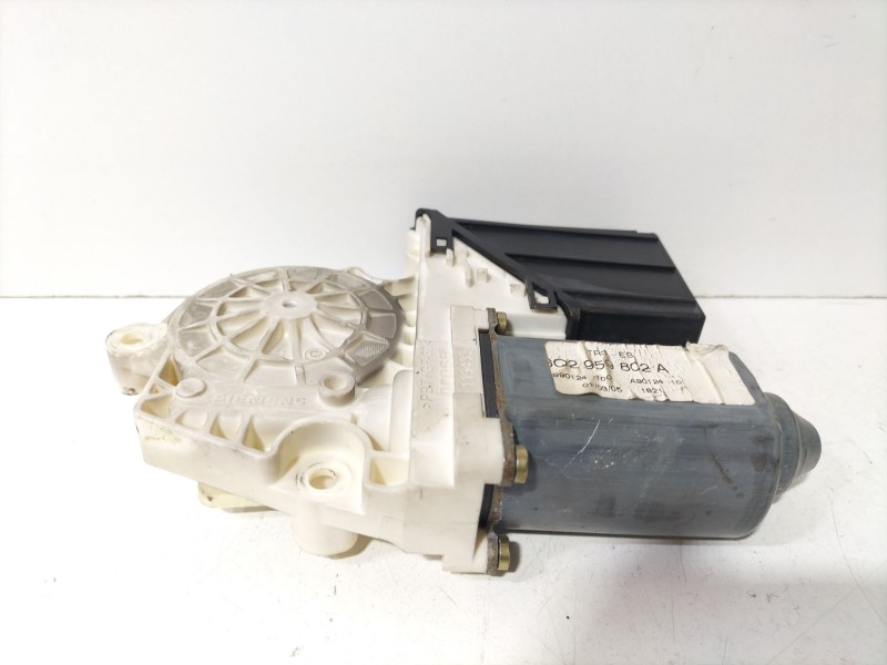 Recambio de motor elevalunas delantero izquierdo para seat cordoba (6l2) 1.9 sdi referencia OEM IAM 6Q2959802A  