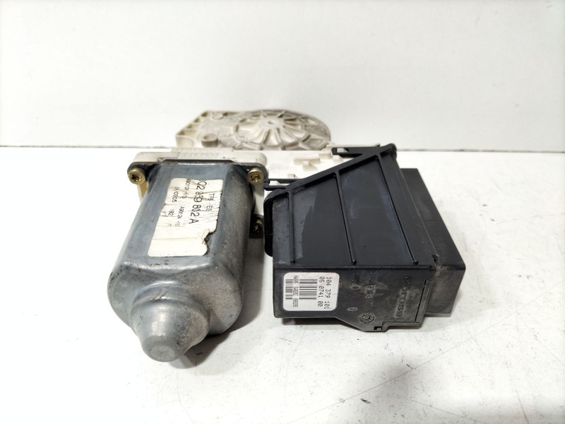 Recambio de motor elevalunas delantero izquierdo para seat cordoba (6l2) 1.9 sdi referencia OEM IAM 6Q2959802A  